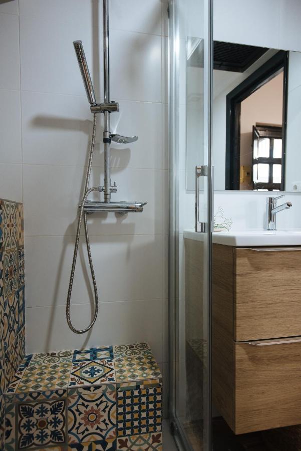 Aitana'S Retreat With Charming Garden Appartement Sevilla Buitenkant foto
